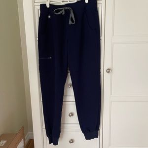 FIGS Zamora Jogger - excellent condition!